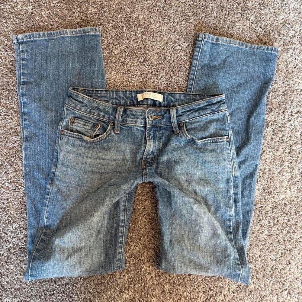 Levi’s 545 low rise boot cut flare jeans in blue, size 6